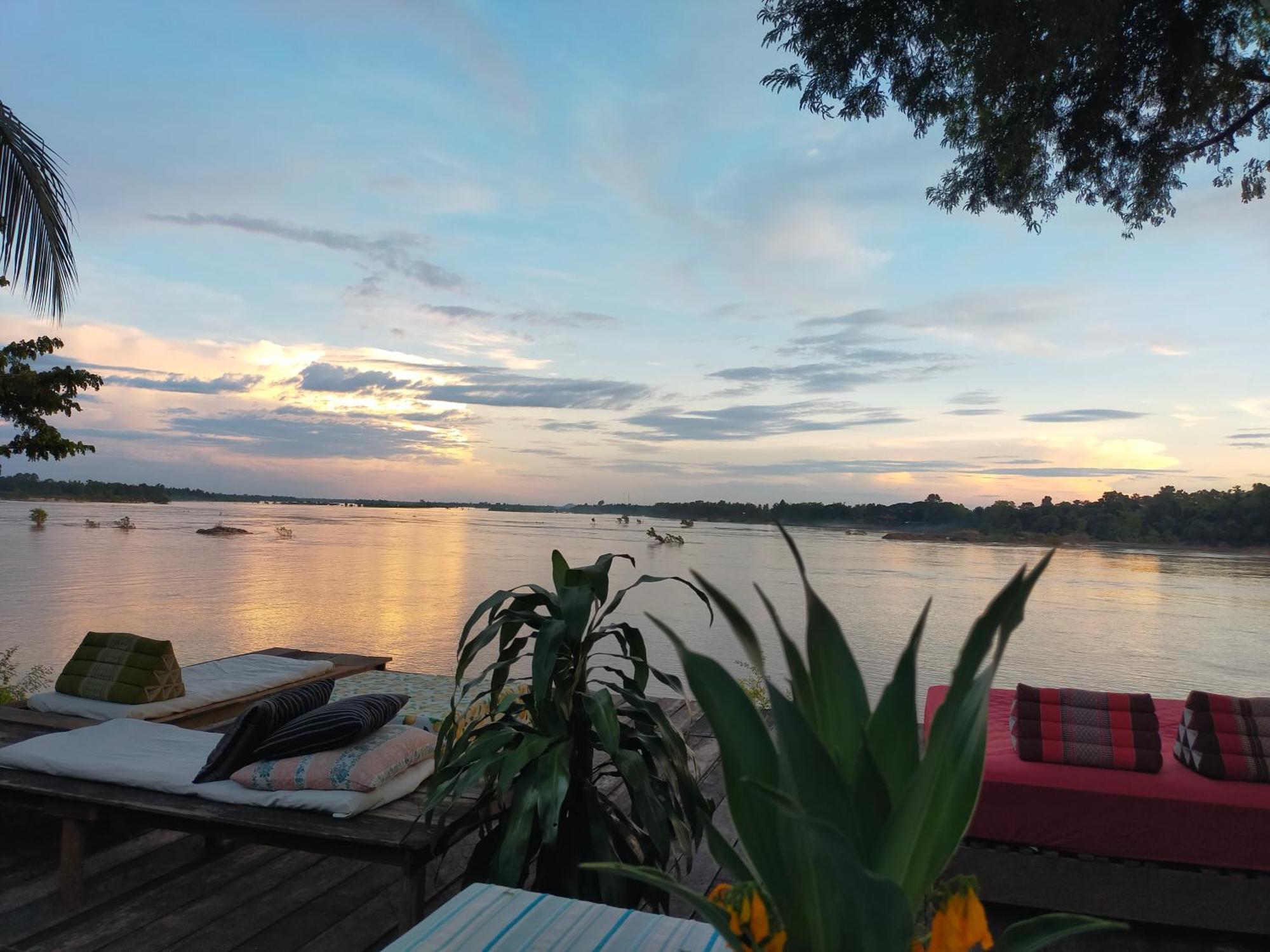 Pomelo Restaurant And Guesthouse - Fishermen & Tammarine Cottages Riverfront - Experience Nature, Culture And Adventure & Tailor-Made Tour Ban Khon Εξωτερικό φωτογραφία
